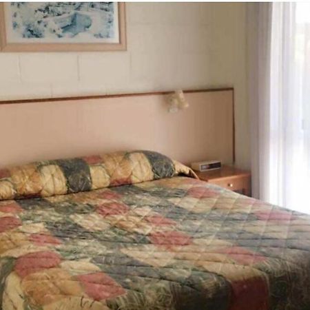 ليكس إنترانس Black Swan Motel Inn المظهر الخارجي الصورة